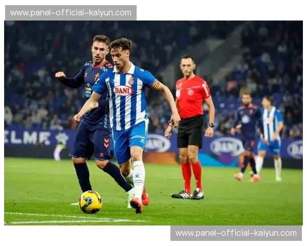 西班牙人2-2塞尔塔,积分榜中游争夺激烈 西班牙人2-2塞尔塔,积分榜中游争夺激烈